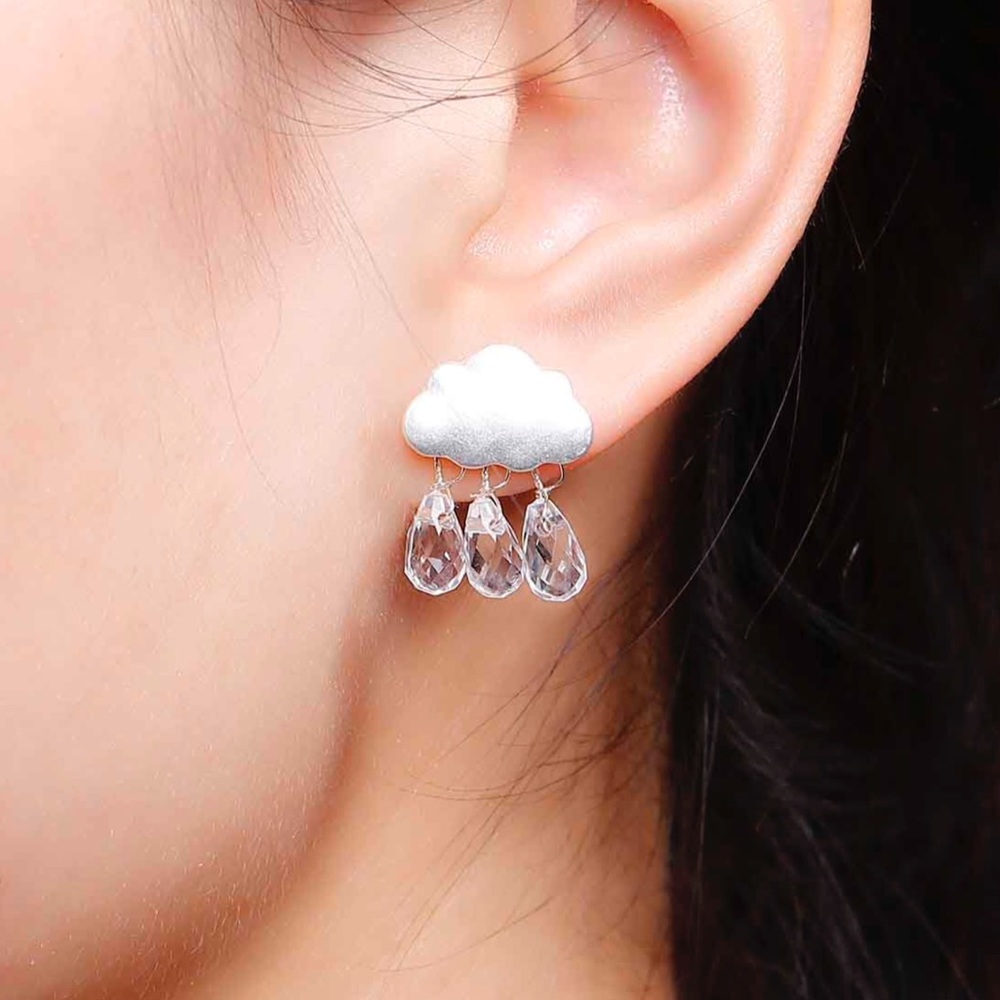 NWT Matte Silver Rain Cloud Post Earrings